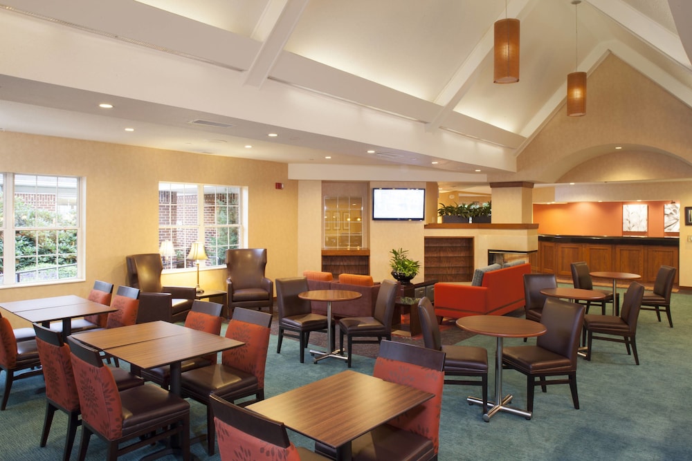 Residence Inn Asheville Biltmore 23/26