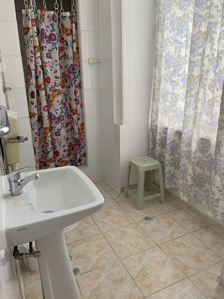 Residencia White Love 25/27