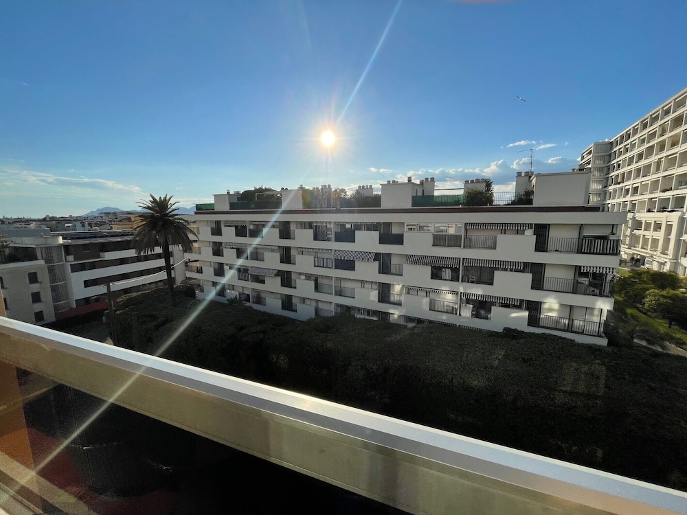 Hotel Cannes Gallia 2/63