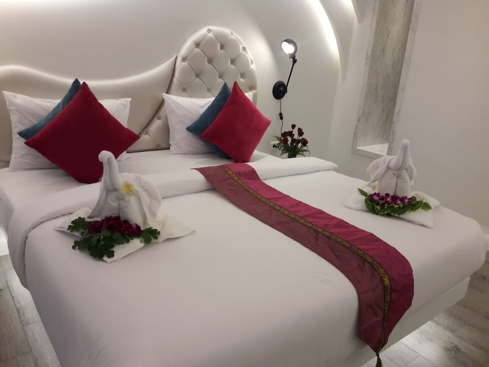 AVATARA RESORT 12/59