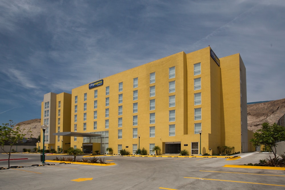 City Express by Marriott Tijuana Insurgentes 6/50