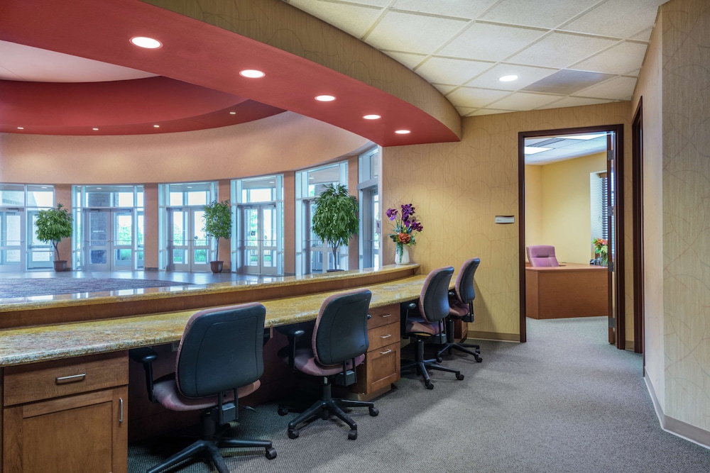 Embassy Suites by Hilton Loveland Hotel Conference Center and Spa 47/60