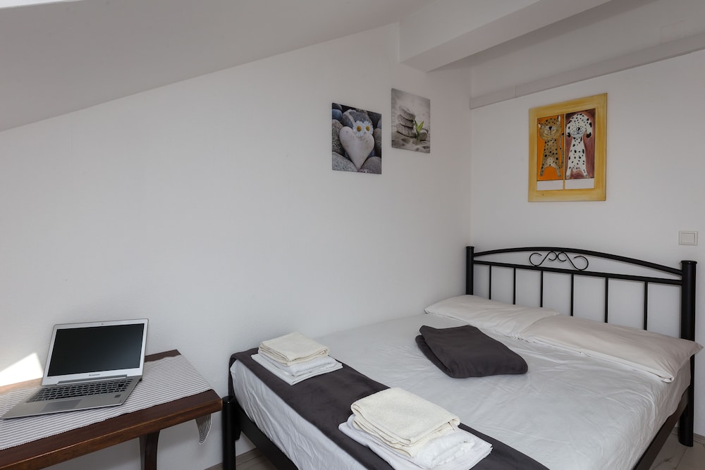 Villa Celenca 18/62