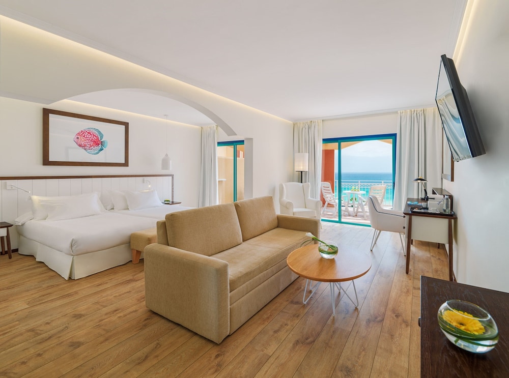 H10 Playa Esmeralda - Adults Only 39/73