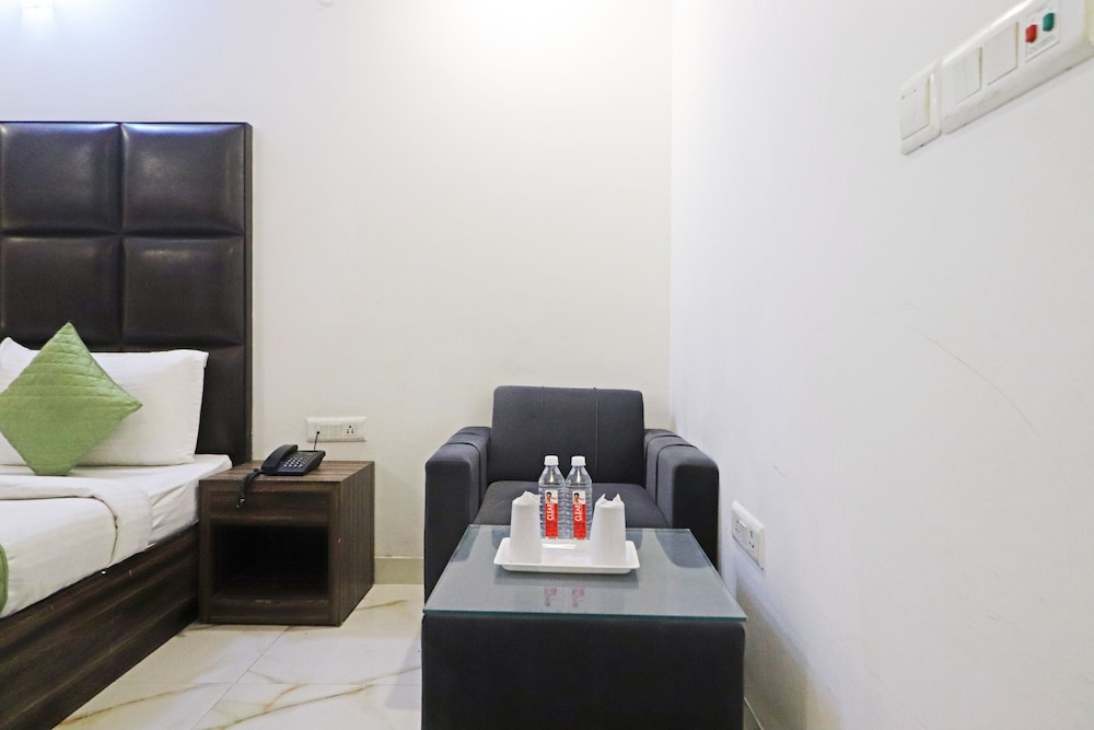 Oyo 10274 Hotel Aamara 54/61
