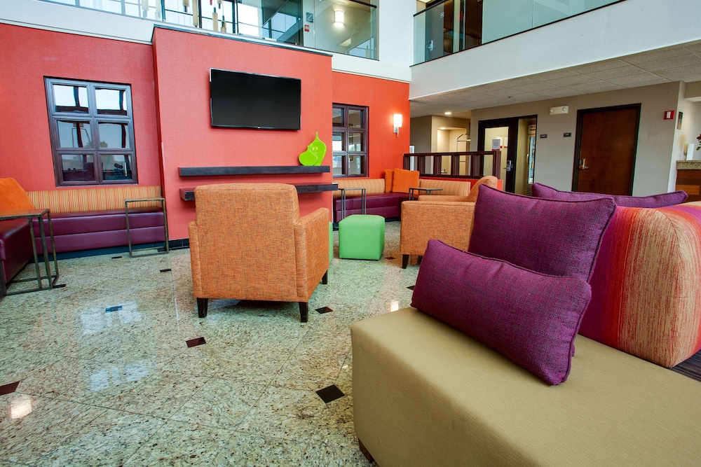 Drury Inn and Suites Terre Haute 22/32