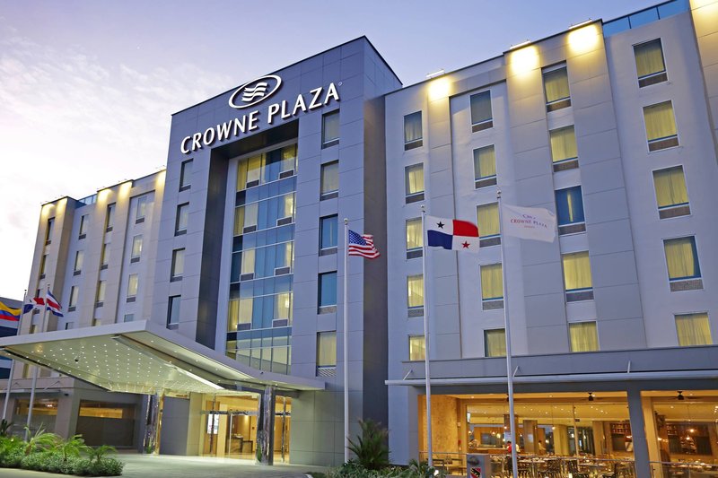 Crowne Plaza Airport Panama 4/79