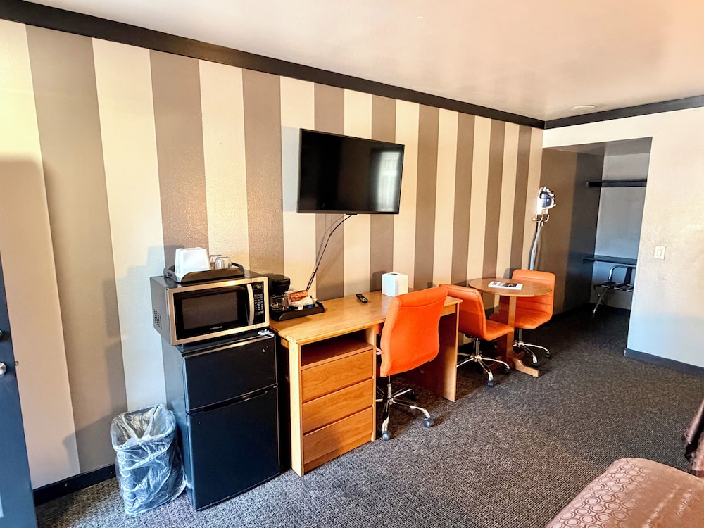 Cascade Lodge 51/66
