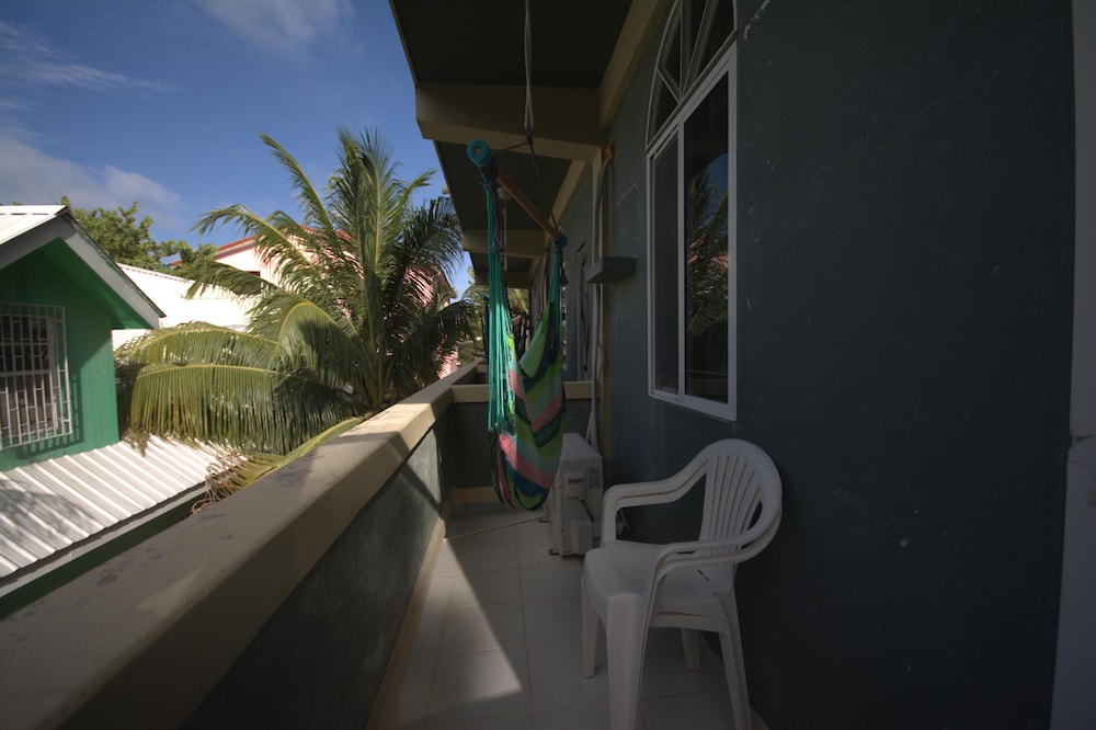 Tropical Dream Villas 40/50