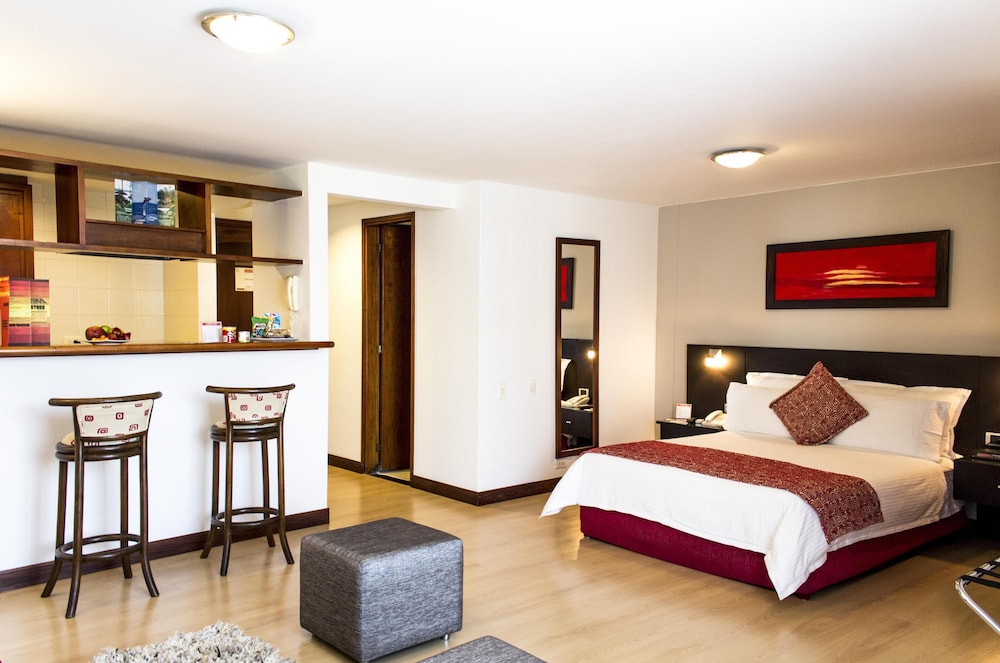 Leblon Suites Hotel 11/60