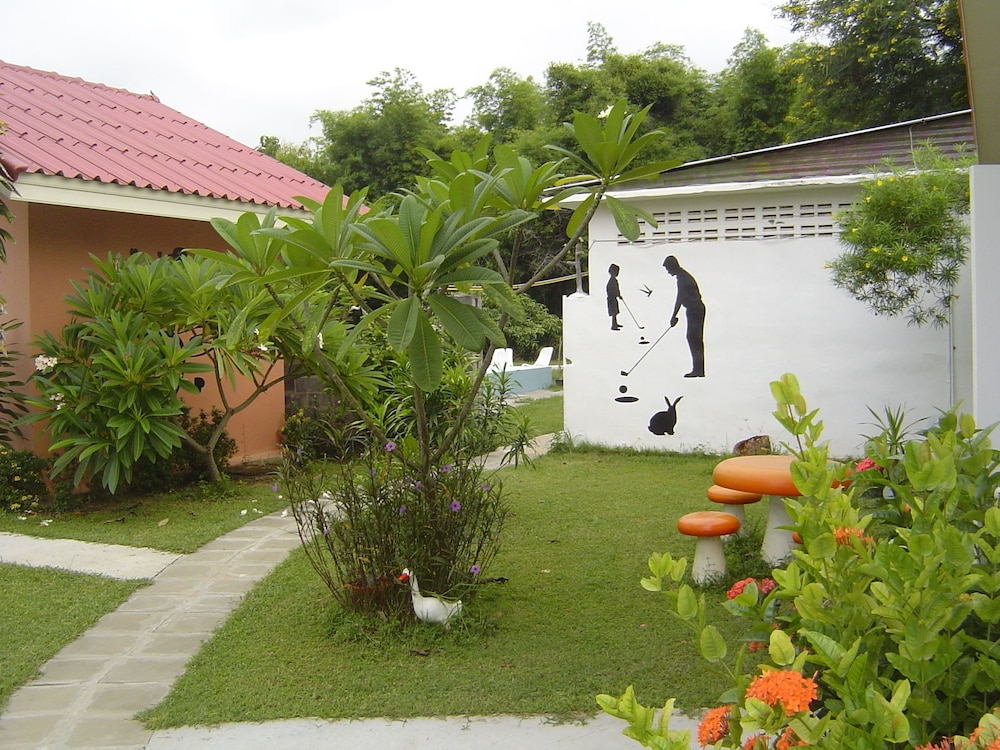 Mini Golf & Resort Ubon Ratchathani 39/50