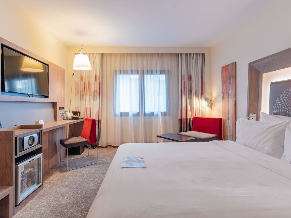 غرفة سوبيريور بسرير كوين لذوي الإعاقة، Novotel Istanbul Bosphorus Hotel 3/10