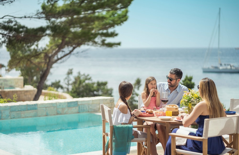 Four Seasons Astir Palace Hotel Athens 10/50