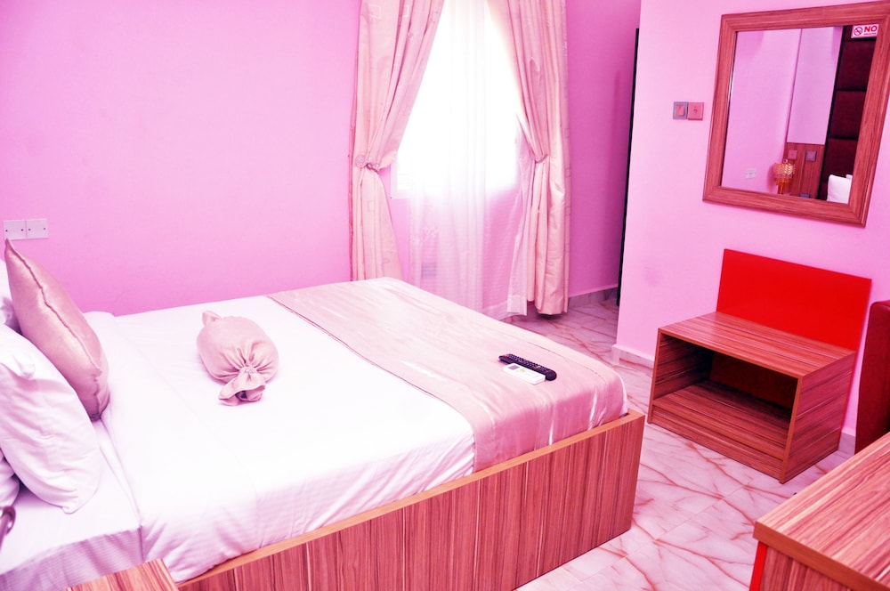 Boardwalk Hotels Zone 5 16/34