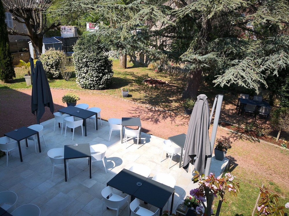 Hotellerie Du Val D'or 41/45