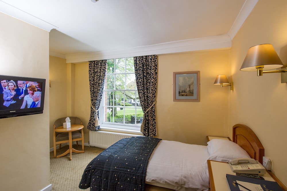 Prince Rupert Hotel 31/44