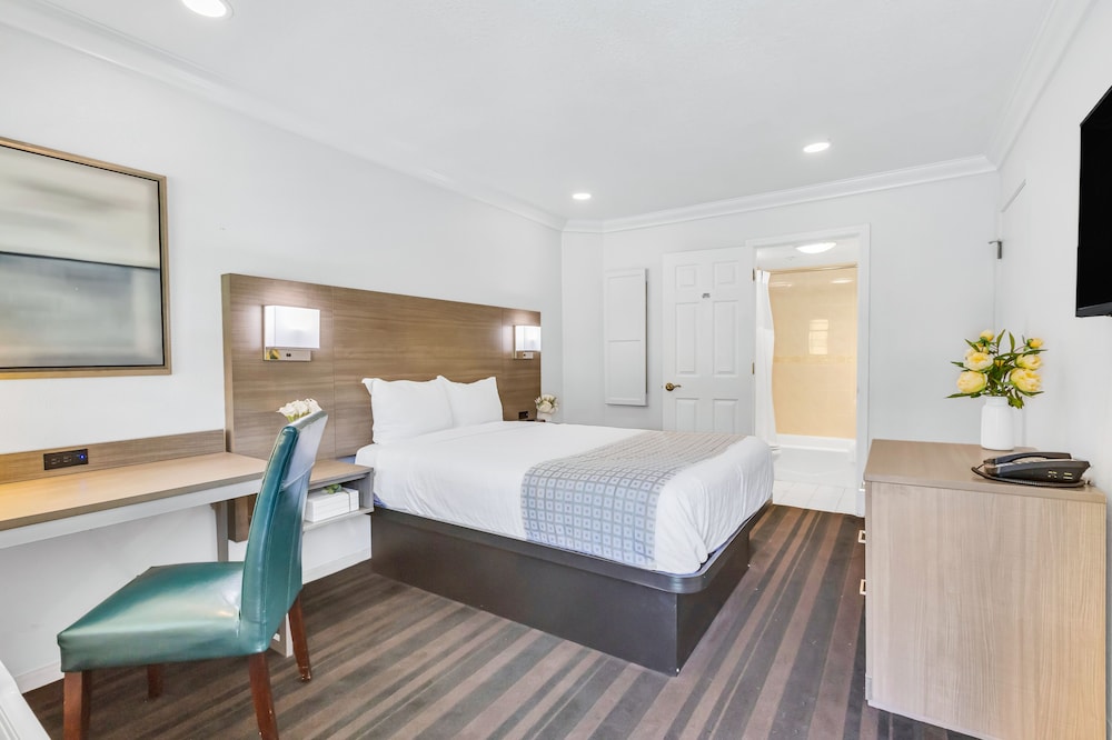 Napa Valley Hotel Suites 19/79