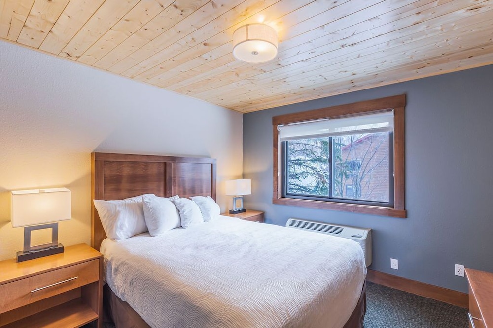 Eagle Ridge Resort 4/44