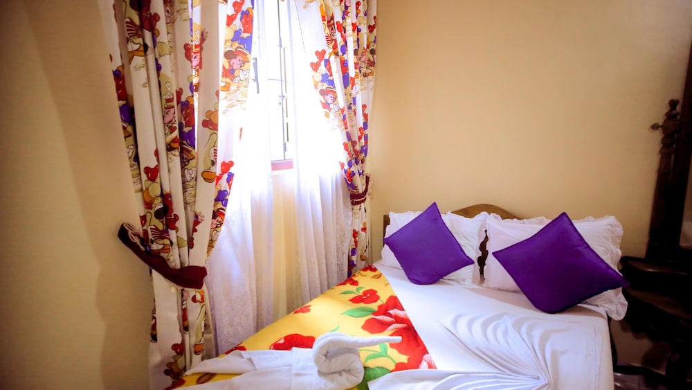 Frangipani Motel 16/46