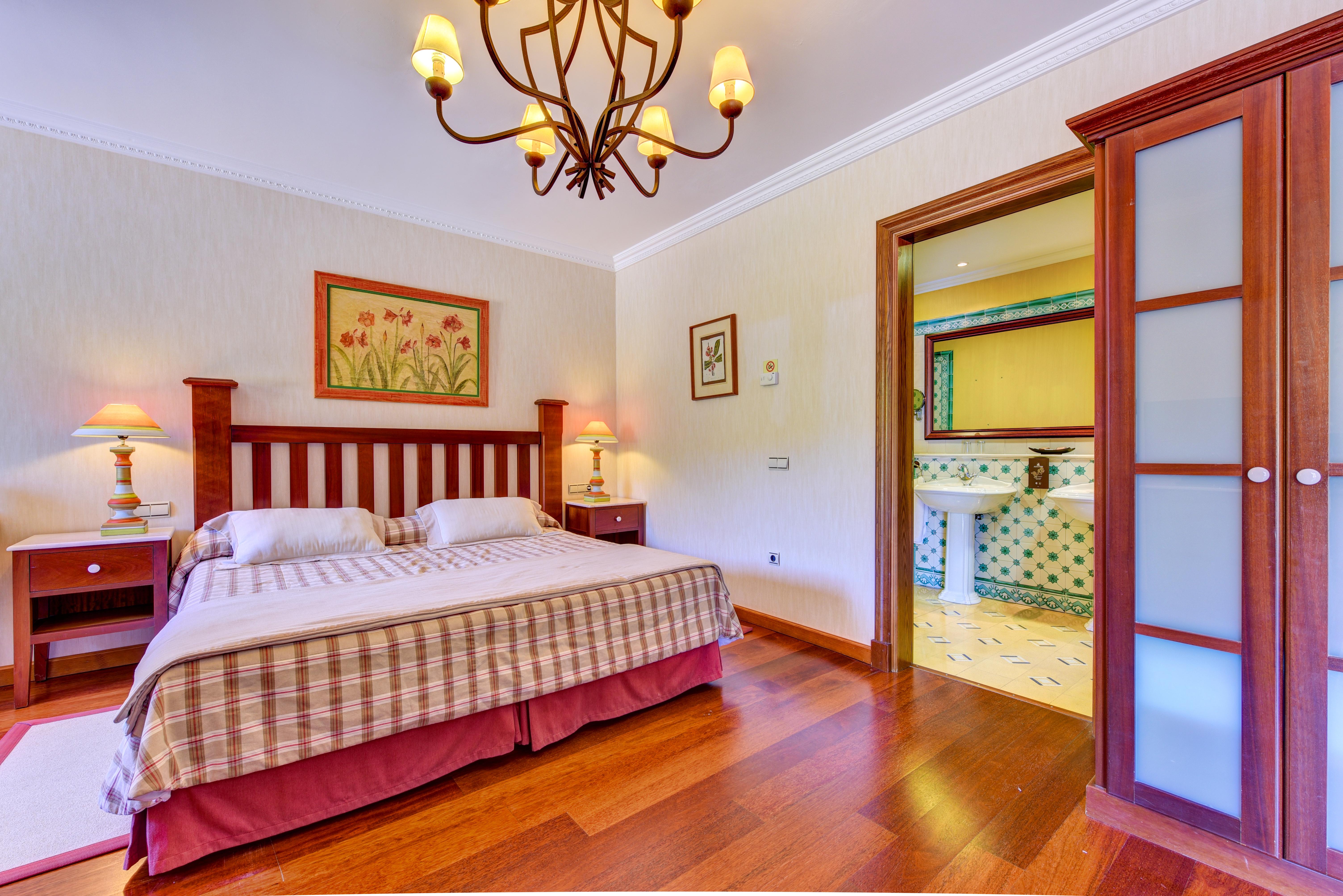 Superior, Double Bed, Garden View, Balcony