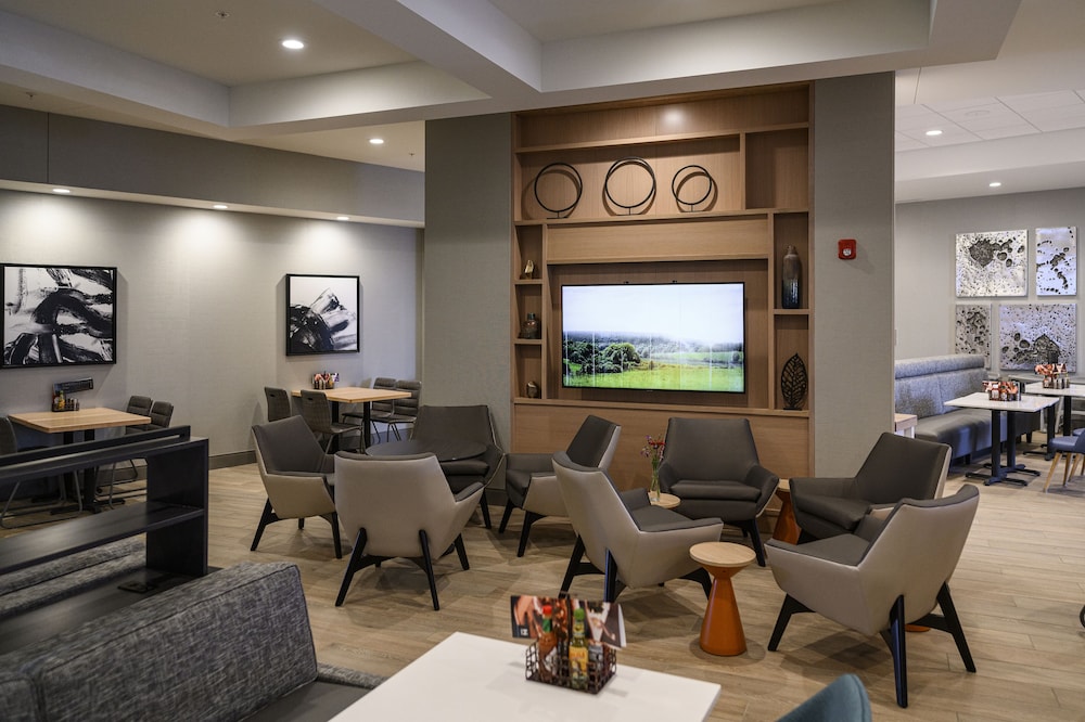 Hyatt House Indianapolis / Fishers 58/68