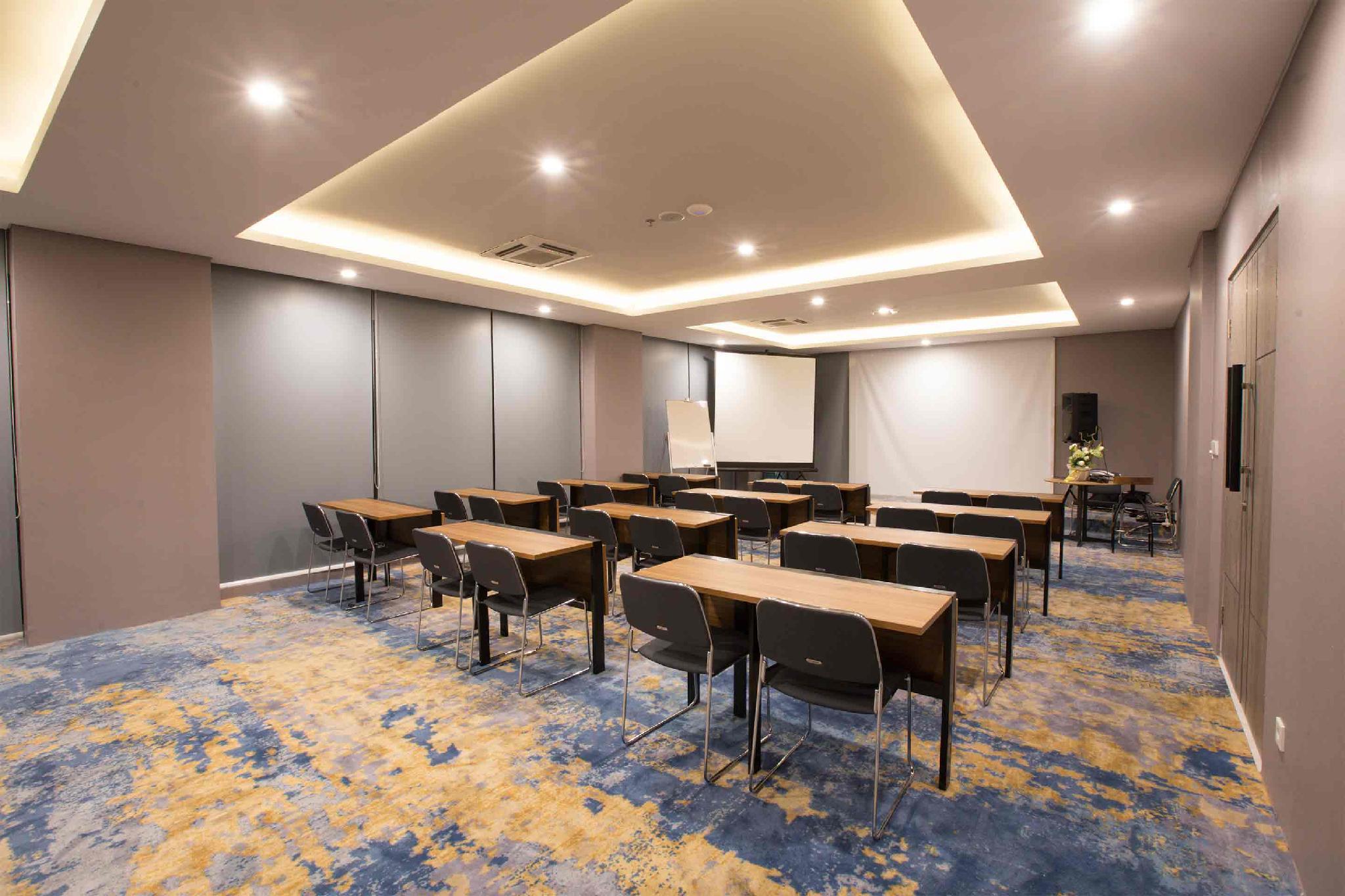 The Life Styles Hotel Surabaya 37/50