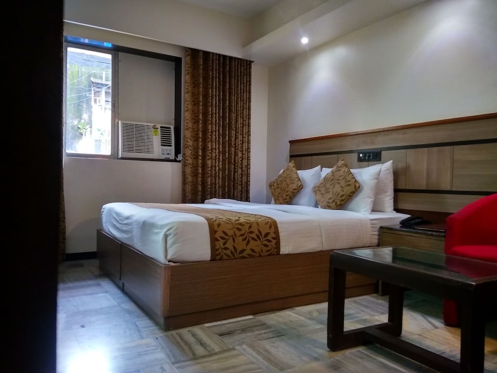 HOTEL AVON RUBY 25/54