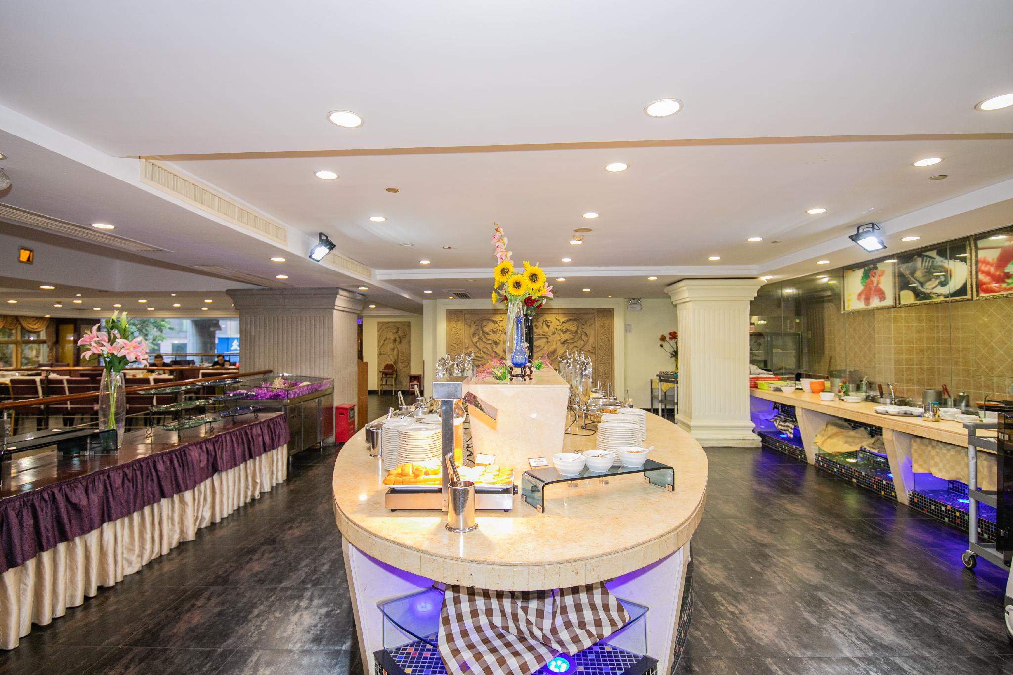 Foshan Emperor Hotel 62/69
