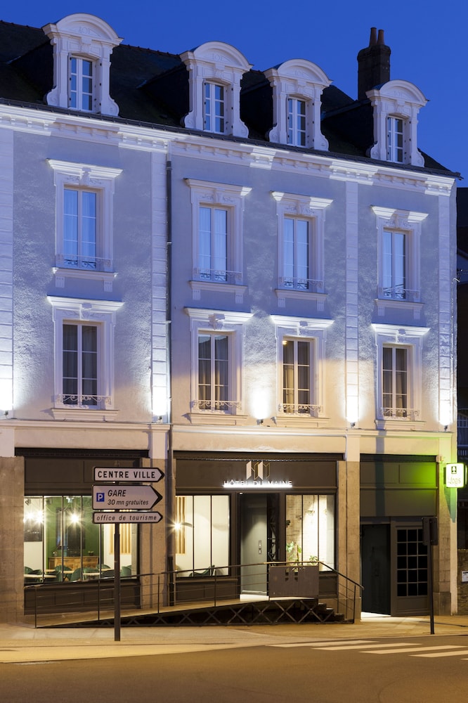 Hotel Du Maine 2/33