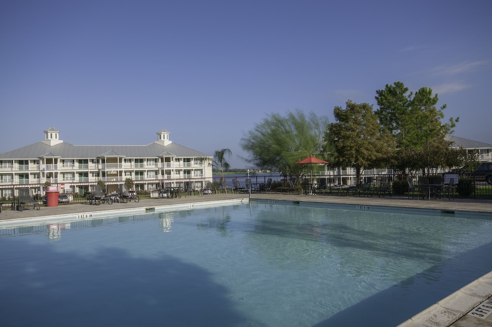 Holiday Inn Club Vacations Piney Shores Resort Lake Conroe 1/68