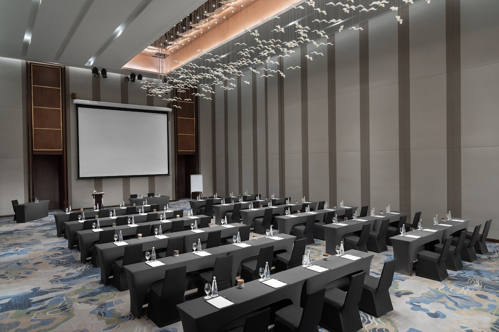 Crowne Plaza Vinh Yen City Centre, an IHG Hotel 41/50