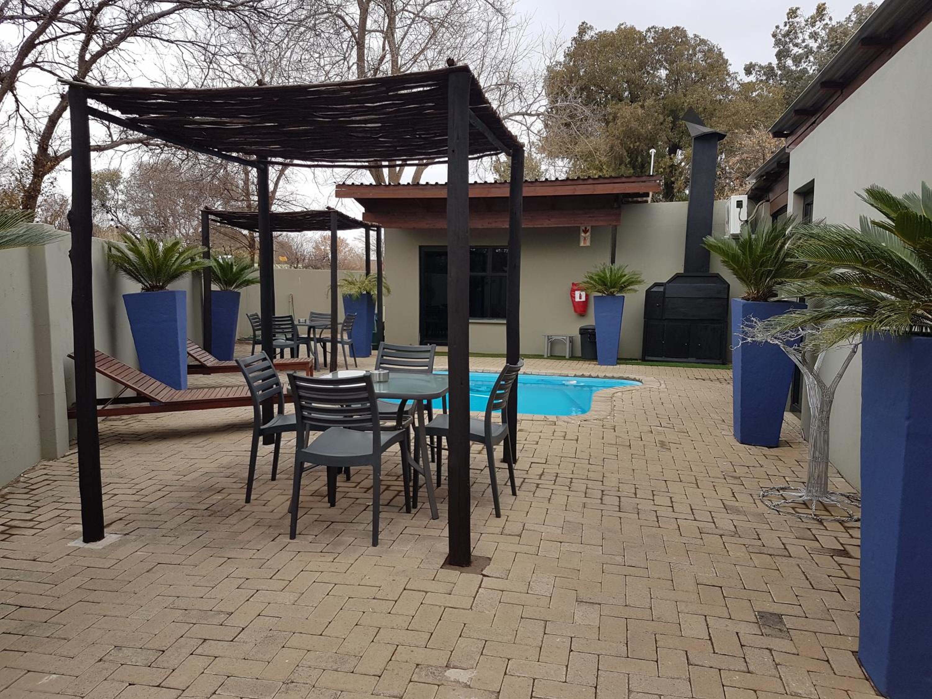 A Contempo Guesthouse 11/13