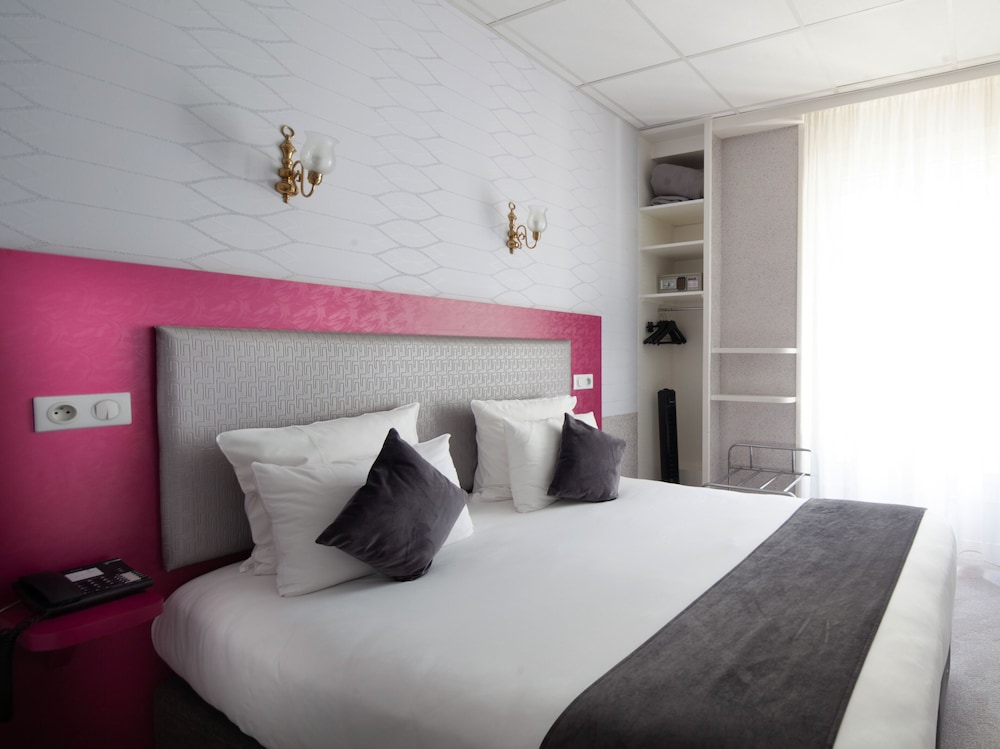 Hotel de Paris Montparnasse 30/74