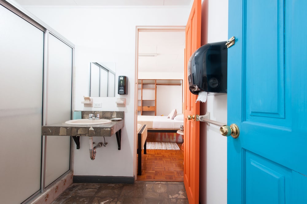 Capital Hostel de Ciudad 24/43