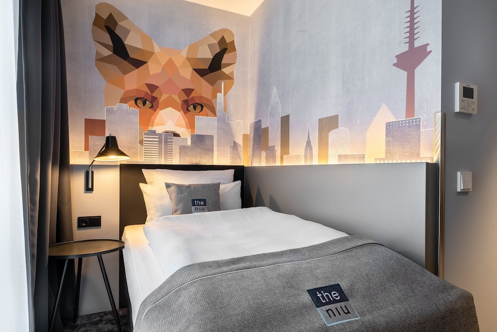 Holiday Inn - the niu, Charly Frankfurt City by IHG 10/56