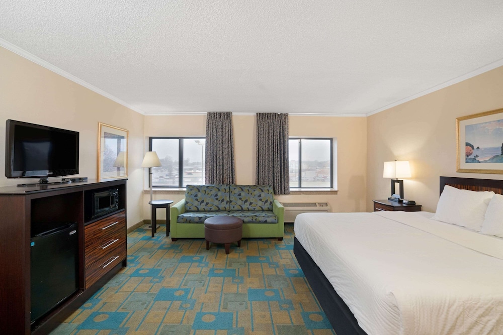 Hawthorn Extended Stay by Wyndham Jackson 19/57