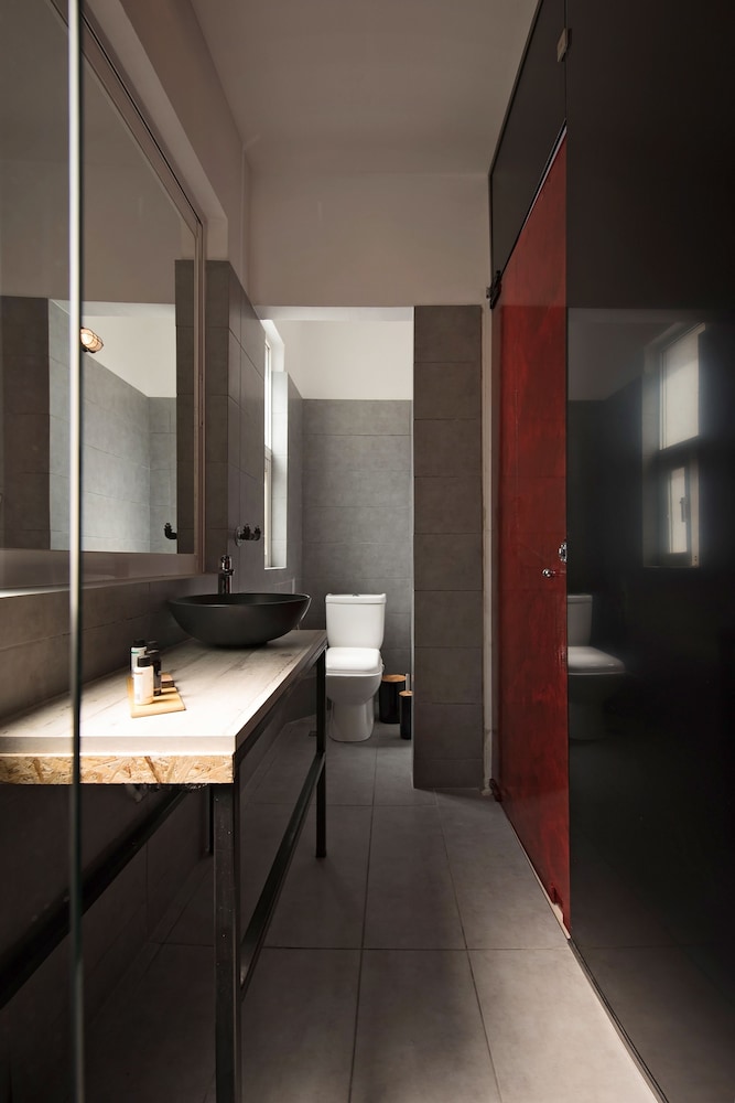 Piraeus Premium Suites 48/50