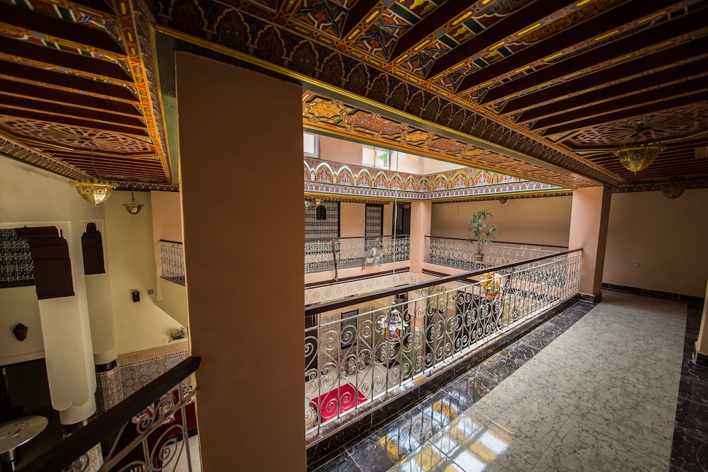 La Casa Espanyola 24/50