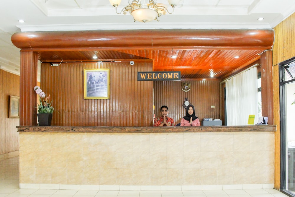 Hotel Hakmaz Taba Syariah Lubuk Linggau 11/49