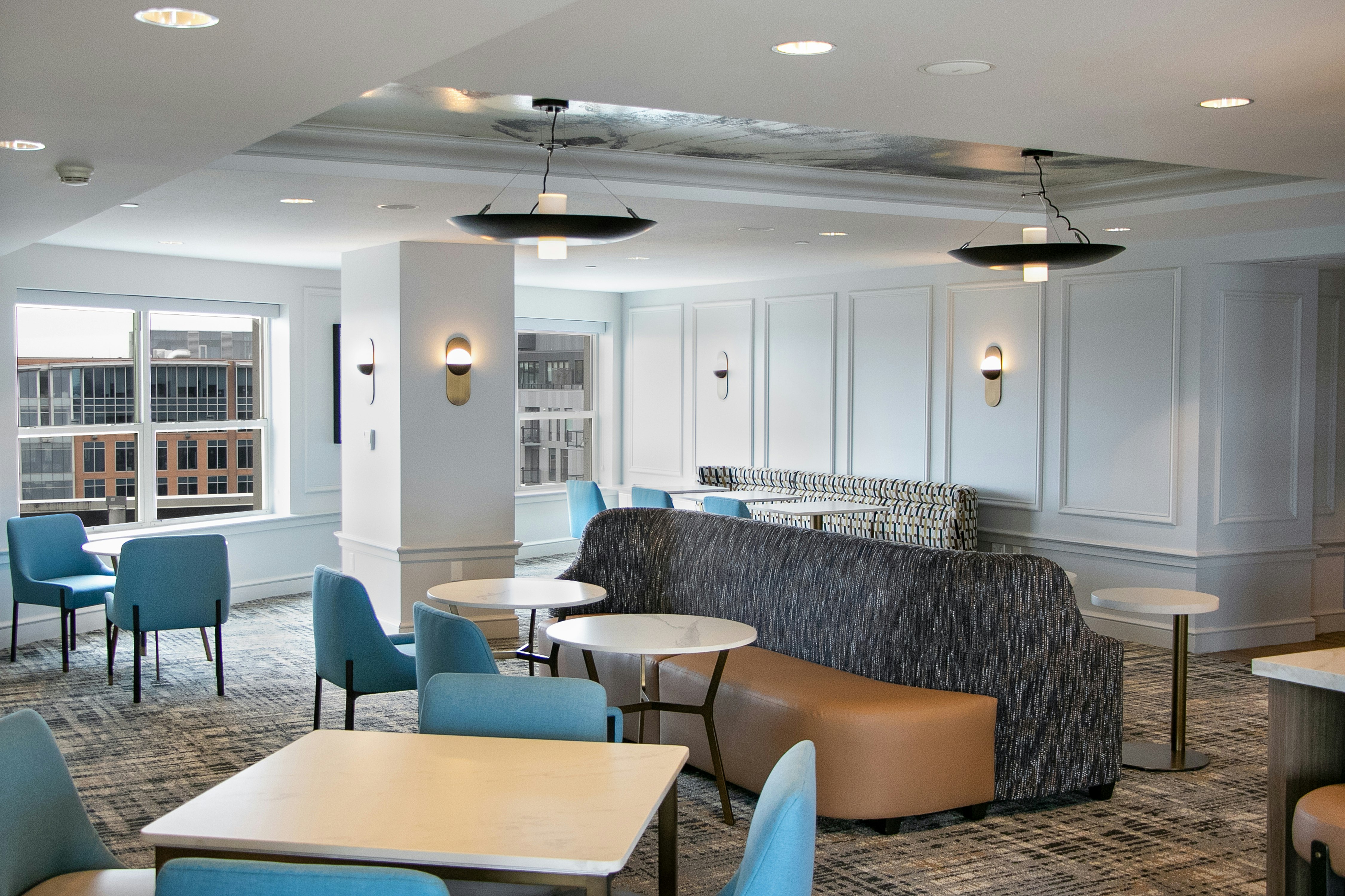 Hilton Madison Monona Terrace 38/49