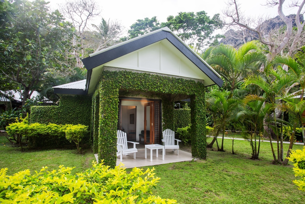 Waya Island Resort 48/57