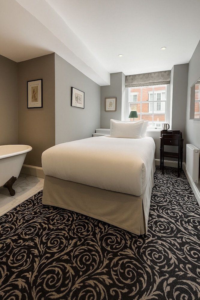 No 30 Knightsbridge 20/53