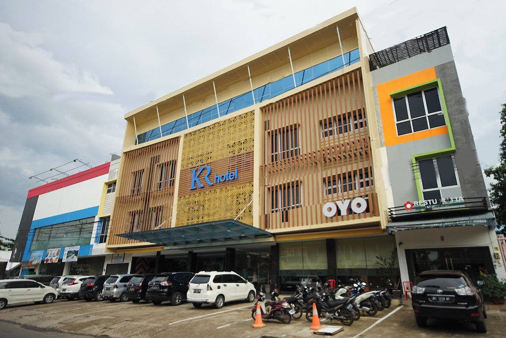 Townhouse Oak Palembang near Palembang Golf Club formerly KR Hotel in PALEMBANG