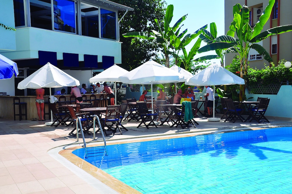 Blue Diamond Alya Hotel 41/42