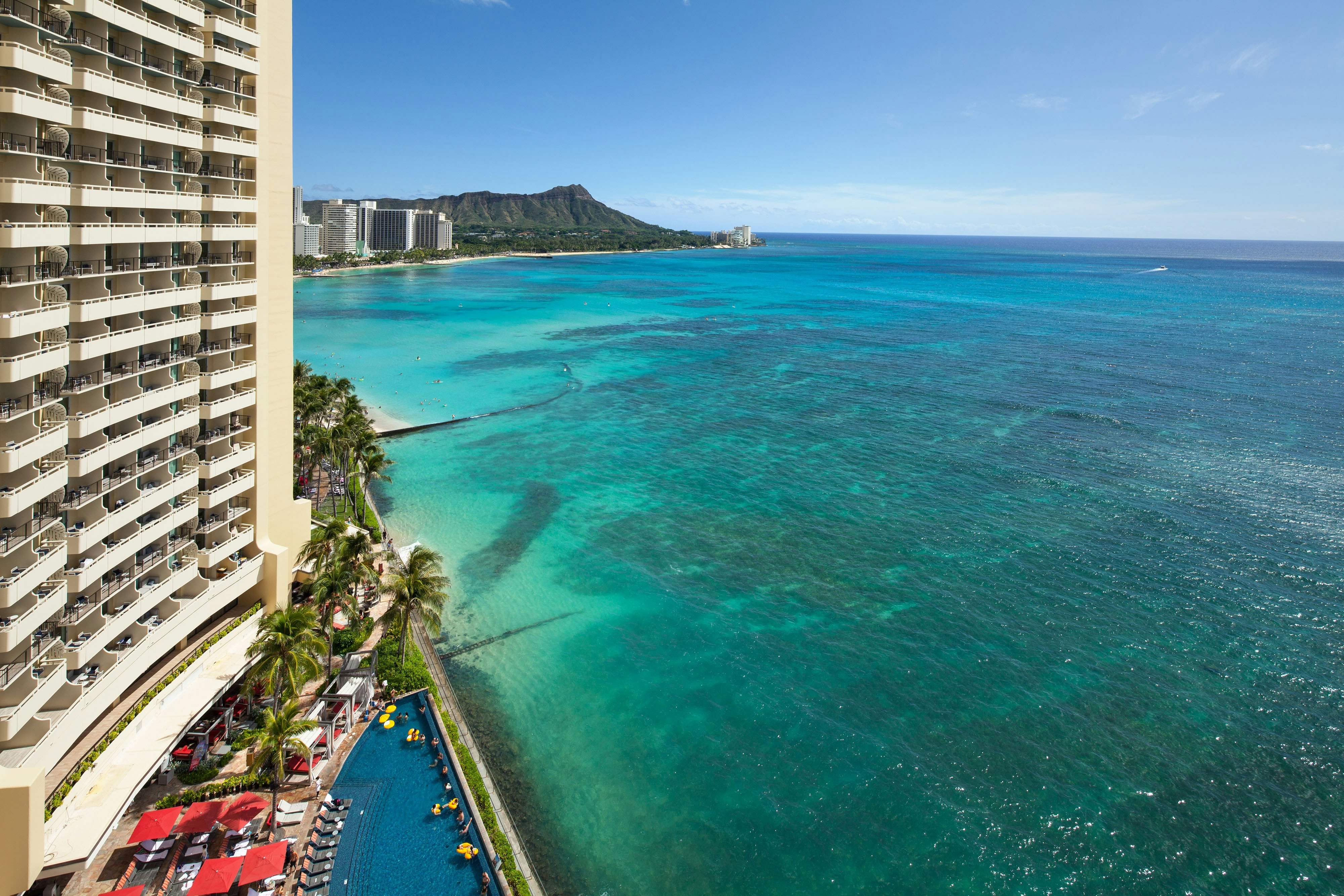 Sheraton Waikiki 67/73