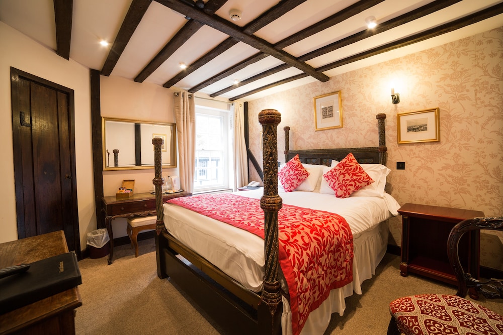 The Mermaid Inn 17/55