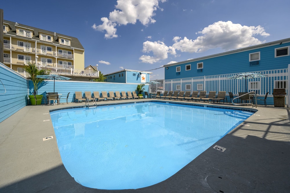 Madison Beach Motel 34/42