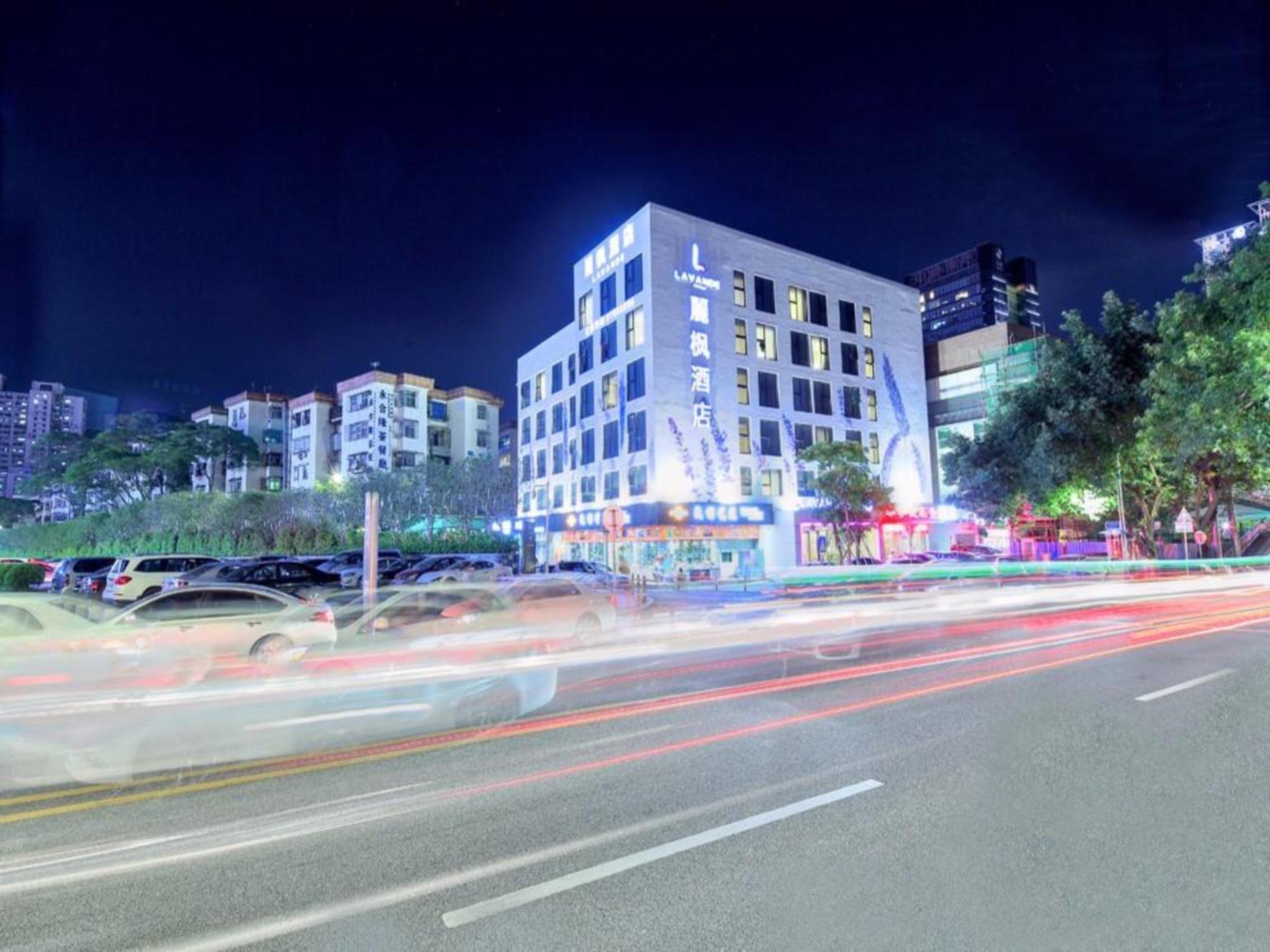 Lavande Hotel Shenzhen Baoan Haiya Binfen city 8/31
