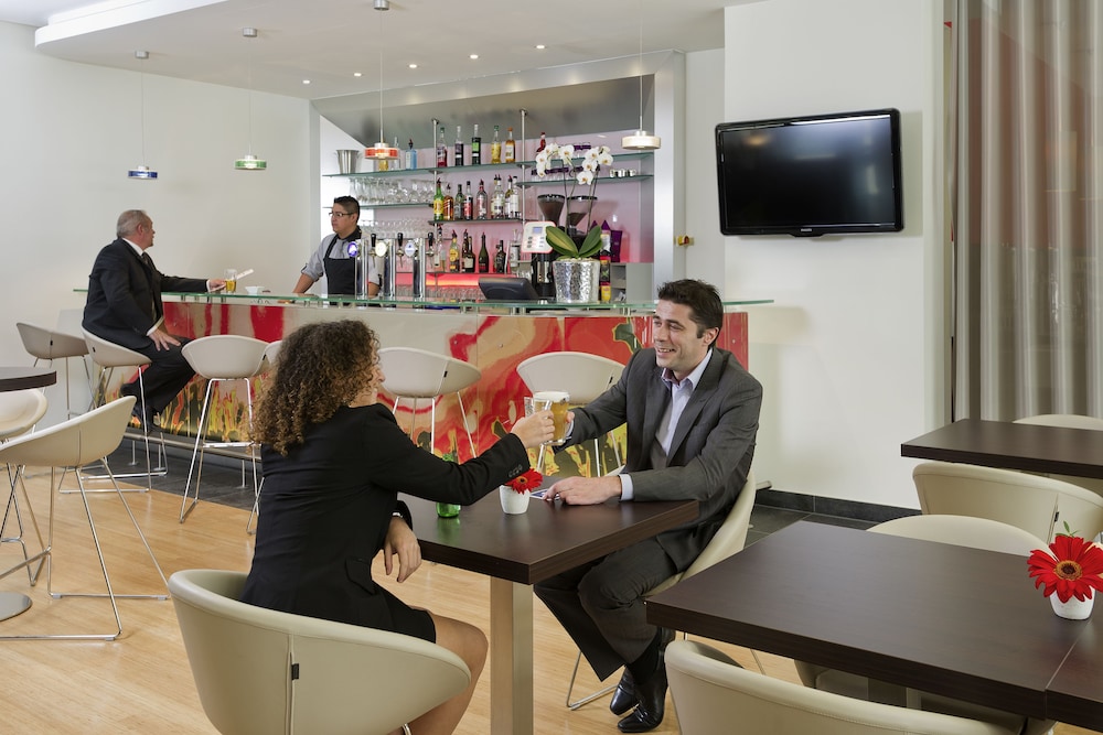 ibis Esch Belval 43/64