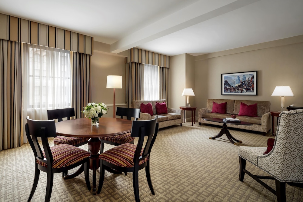 Fairmont Royal York 30/47